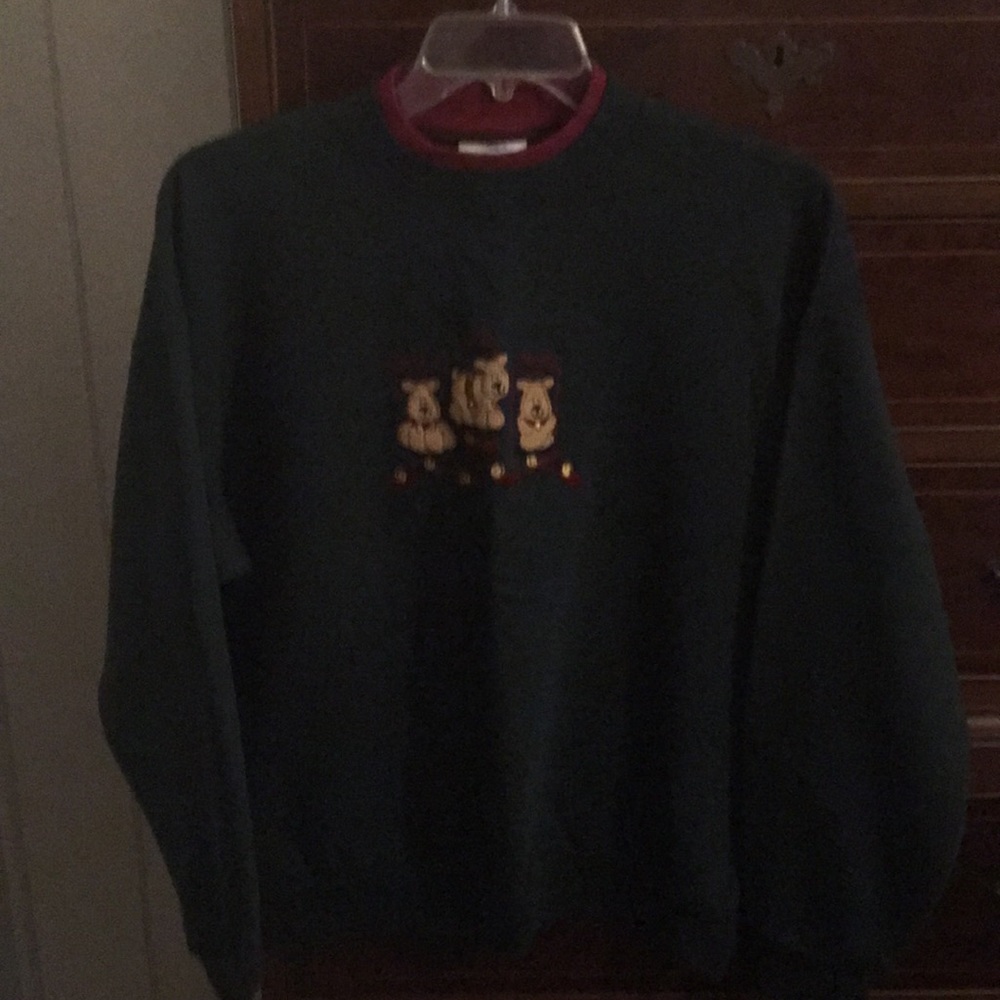 Sweatshirt